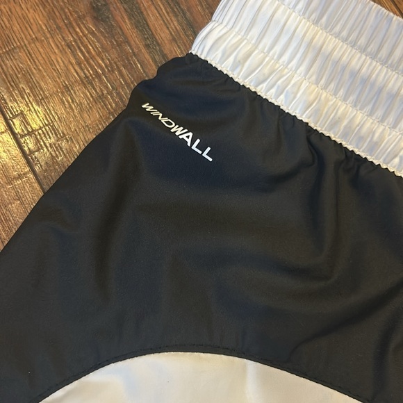 The North Face shorts - Picture 5 of 7